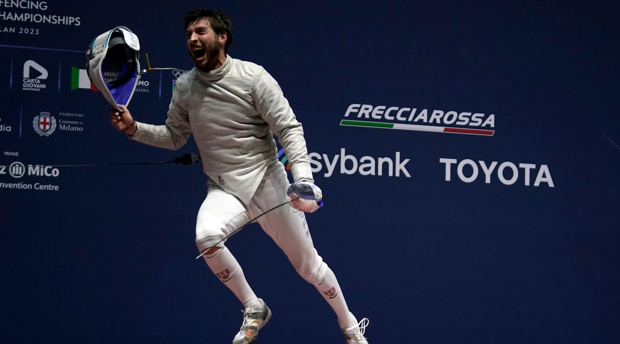 Eli Dershwitz celebrates after winning the sabre men’s senior individual semifinal during the Fencing World Championships in Milan, Italy, July 25, 2023. (Pier Marco Tacca/Getty Images)